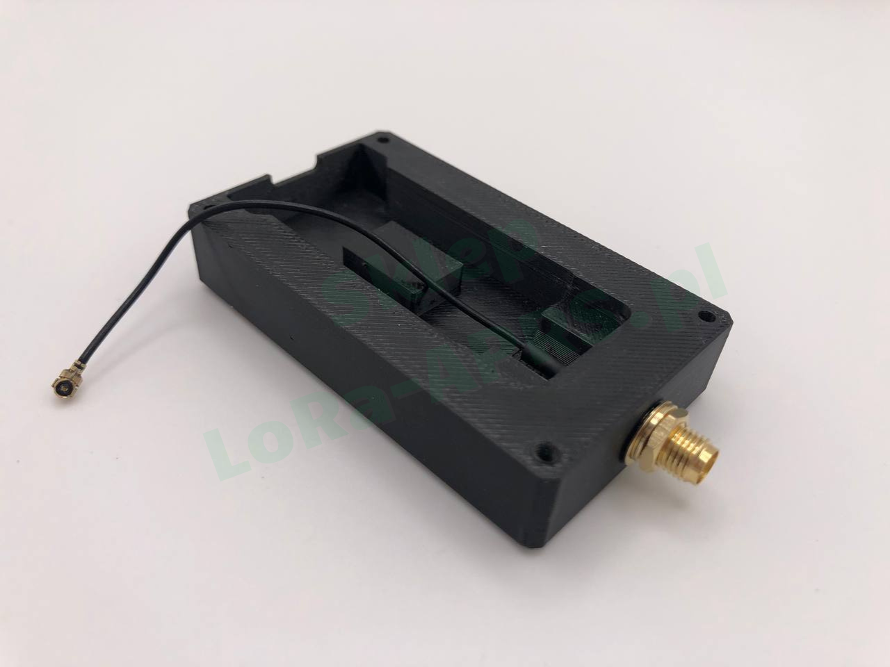 Przykręcone złącze SMA