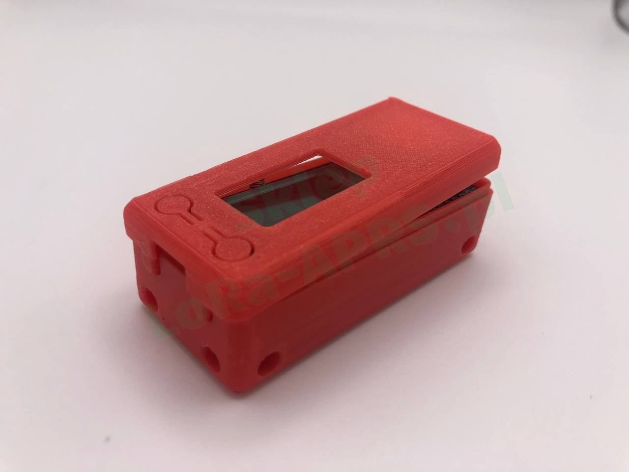 Sposób montażu górnej części obudowy - od strony zatrzasków